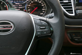 2018款森雅R9 1.2T自动豪华智尚型