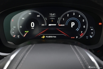 2019款宝马5系新能源 530Le 2.0T自动豪华套装