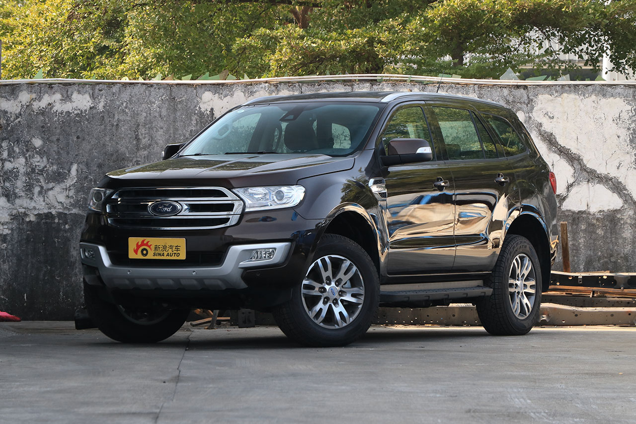 2017款撼路者2.0T自动四驱豪华版汽油7座