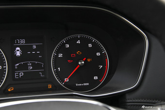 2018款荣威RX3 1.3T自动互联网智享版