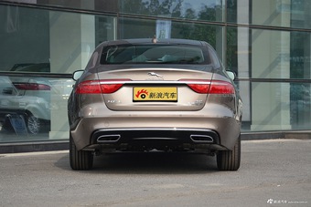 2017款捷豹XFL 2.0T自动200PS精英版