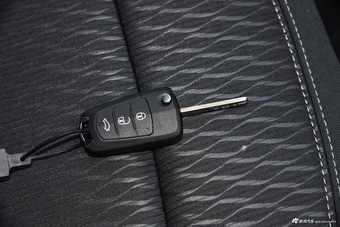 2017款海马S5强动力版1.6L手动舒适型
