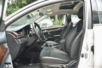 2015款众泰Z500 1.5T 手动豪华型 萨丁白