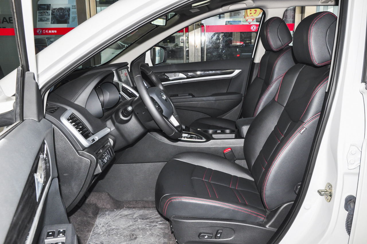 2016款东风风神AX7 2.3L自动智尊型