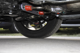 2016款中华V5 1.5T自动两驱运动型