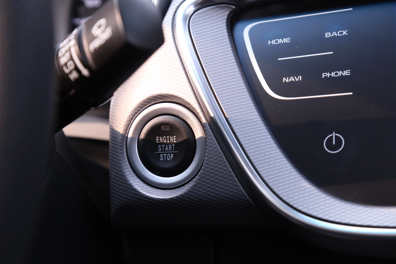 2018款吉利帝豪GL 1.4T自动旗舰型