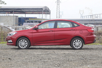 2016款悦翔V7 1.6L自动乐动型国V