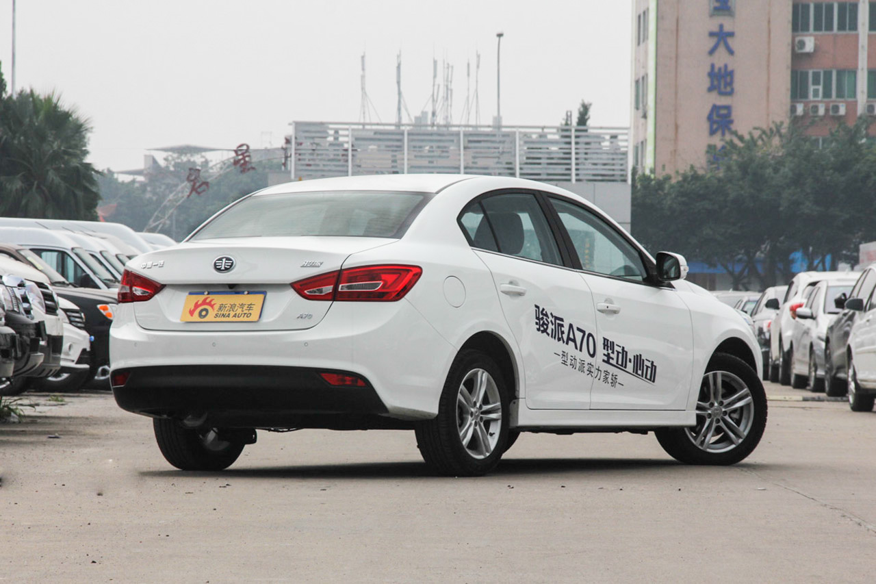 2016款骏派A70 1.6L自动豪华型