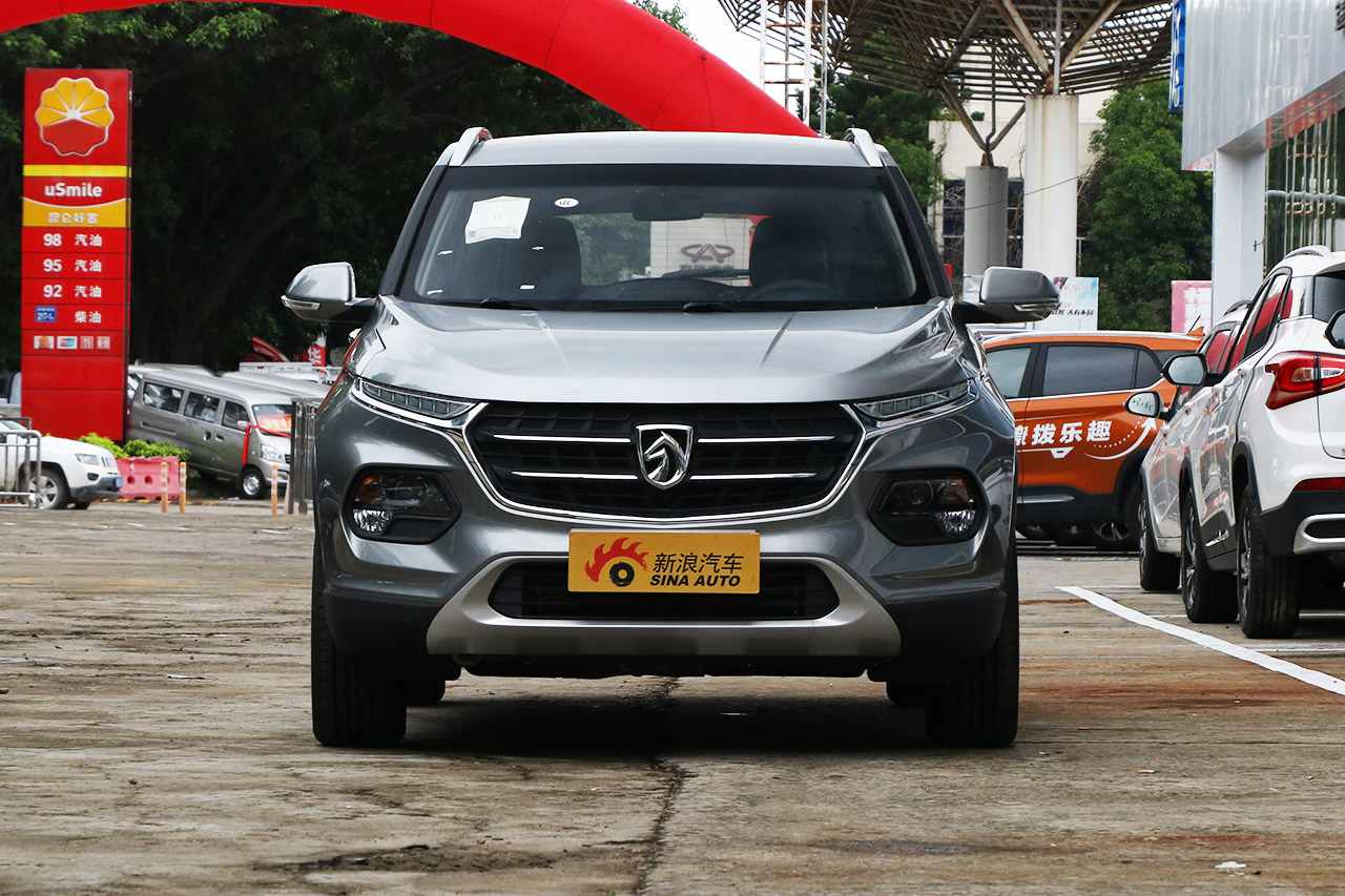 2017款宝骏510 1.5L自动时尚型