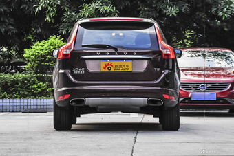 2016款沃尔沃XC60 2.0T自动 T5 AWD智驭版
