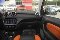 2016款东南DX3 1.5L手动劲彩版