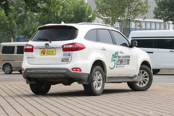 2017款驭胜S350 2.0T自动两驱柴油超豪华版5座