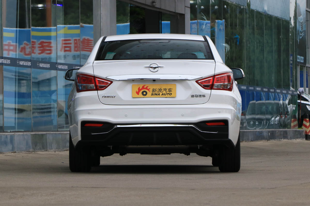 2017款海马福美来1.6L自动豪华型