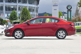 2016款科鲁兹1.5L自动豪华版