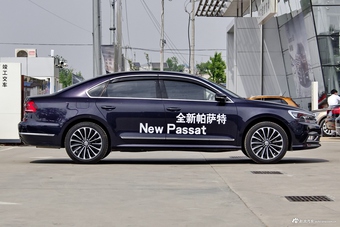 2017款帕萨特1.8T自动领尊版330TSI DSG