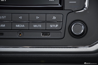 2017款朗行1.4T自动舒适版230TSI DSG