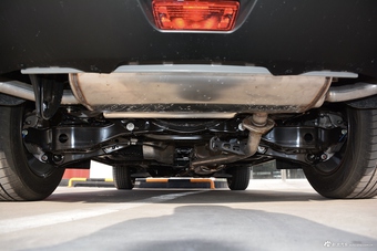 2017款楼兰2.5L自动XL两驱智尚版