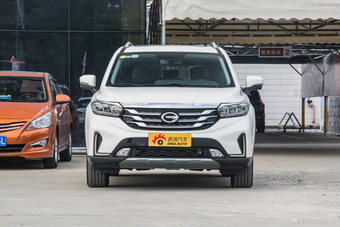 2018款传祺GS4 1.5T自动两驱智尊版235T 