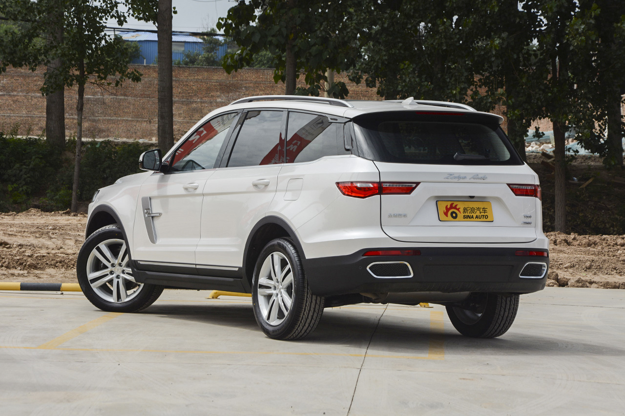  2018款众泰T800 2.0T自动尊享智联型7座