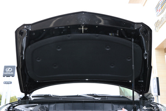 2018款XT5 2.0T自动28T四驱豪华型