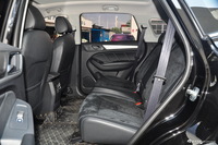 2017款荣威eRX5 1.5T自动尊荣旗舰版