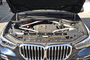 2019款宝马X5 3.0T自动 xDrive40i 尊享型 M运动套装图片