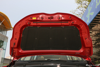 2018款瑞风R3 1.6L手动豪华天窗型