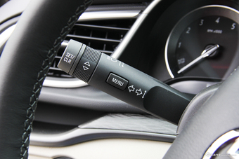 2018款阅朗1.0T自动双离合精英型15T