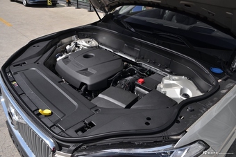 2018款沃尔沃XC90升级版 2.0T自动 T6智雅版