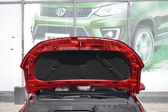 2018款北汽绅宝D50 1.5L CVT尊享智联版