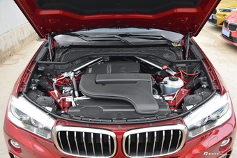 2018款宝马X6 2.0T自动xDrive28i