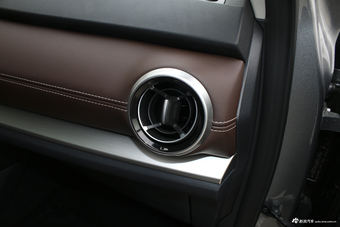 2018款WEY VV6 2.0T自动两驱旗舰型