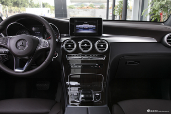 2018款奔驰GLC260 2.0T自动 4MATIC豪华型