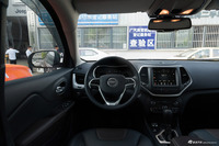 2017款自由光2.4L自动卓越版