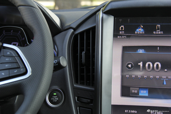 2017款纳智捷 U5 SUV 1.6L CVT爵士版