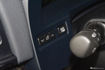 2018款皇冠2.0T自动运动版