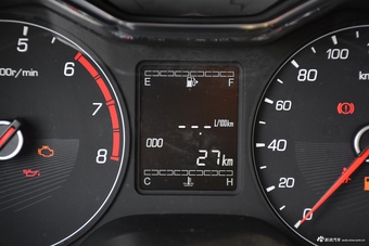 2017款宝骏310 1.5L手动豪华型