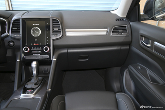 2018款科雷傲2.5L自动两驱尊贵版