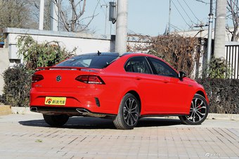 2017款大众凌渡2.0T自动GTS