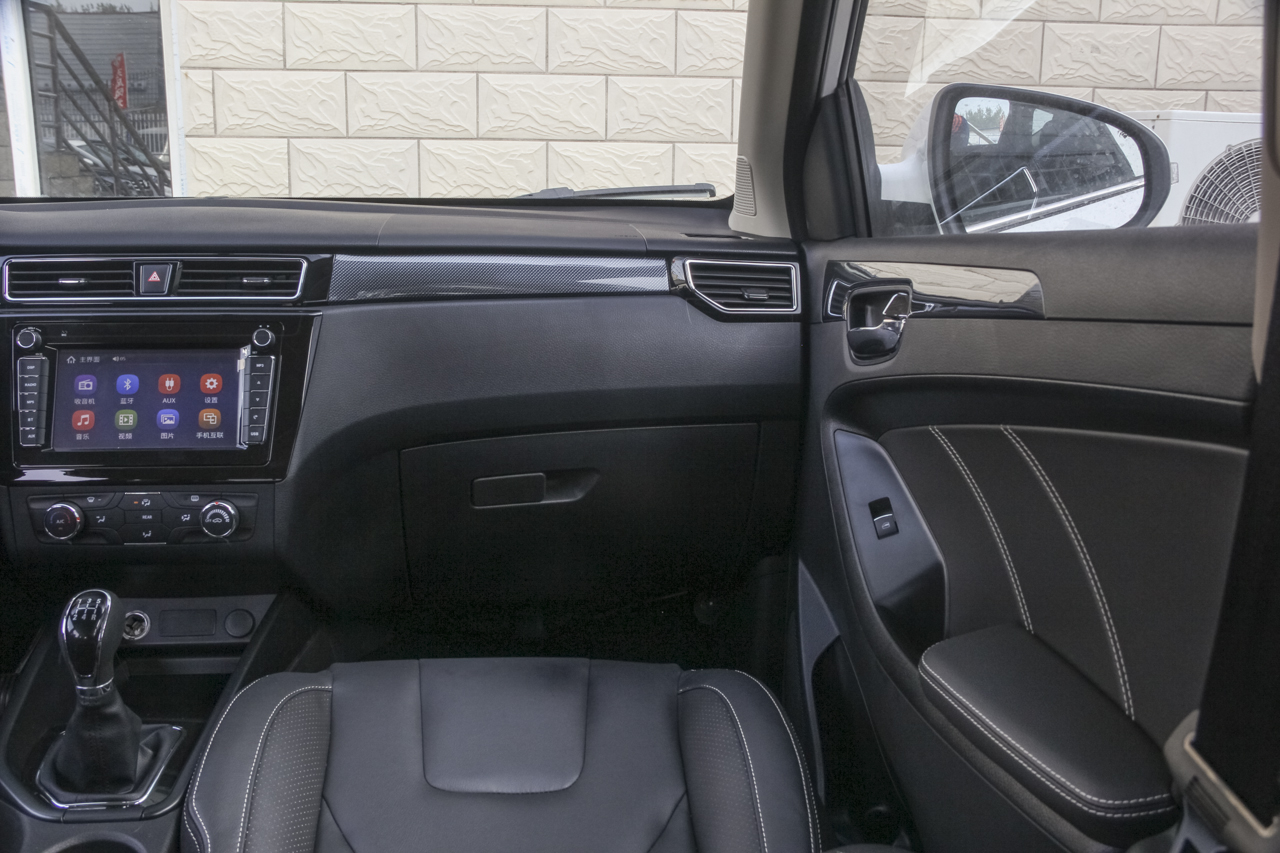 2017款风光580 1.8L手动舒适型