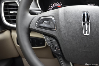 2017款林肯MKX 2.0T自动两驱尊享版