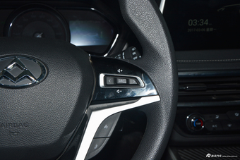 2017上汽大通D90 2.0T手动两驱火星