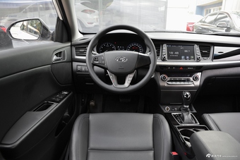 2017款名图1.8L自动智能型GLS