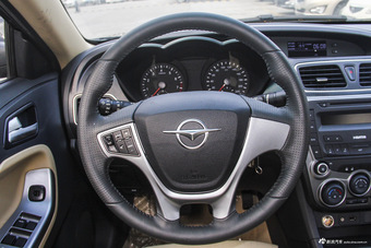 2015款经典福美来1.6L手动精英版