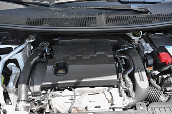 2017款标致5008 1.8T自动380THP豪华版7座