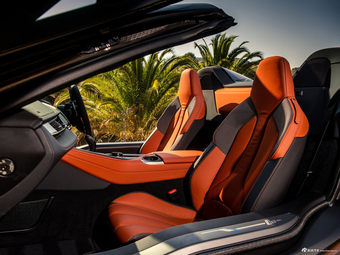 图集|宝马i8敞篷海外版发布