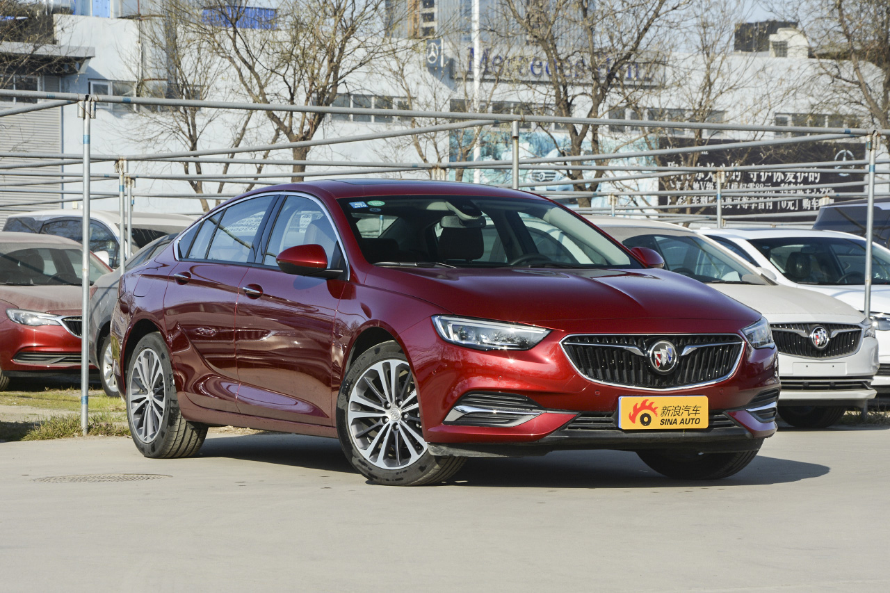 2017款君威2.0T自动尊贵型28T