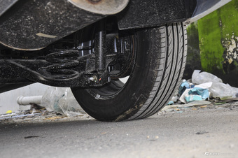 2016款英致727 1.5L手动商务版