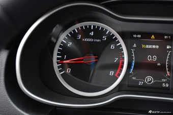 2019款奔腾X40 1.6L手动互联智酷型