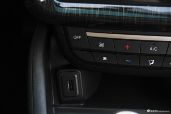 2018款斯威X7 1.5T手动豪华型7座